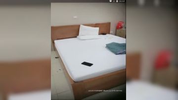 商场品牌服装店认识的美女销售员下班约到KTV唱歌玩嘿后给点钱酒店啪啪,包臀短裙扒掉就操,干的一身汗.国语!第04集