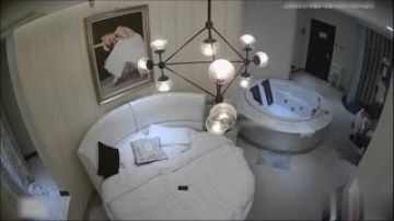 [酒店偷拍] 办公室恋情!长发柜台妹和男业务的午后时光~歇歇停停操了3次~正妹叫得很带劲!!