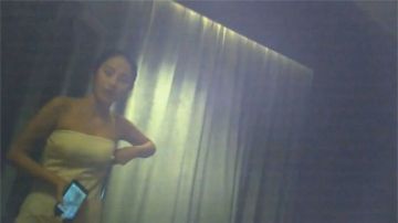 新人旅游时主动搭讪约炮艺校在读99年嫩妹子,长的像杨幂,双视角1080P完整版