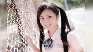 树X高中小女友奶满大的一直喊不要拍脸拉