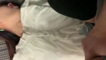 漂亮少妇被上司抓住把柄强行操B苦苦哀求也于事无补