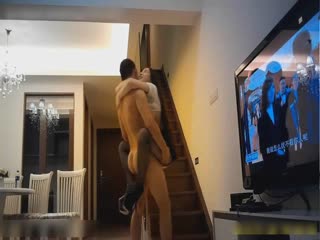 大神爆操角色扮演韩小美极品外围女露脸 沙发上操 楼梯上操 桌子上操欧巴受不了了哎呀呻吟销魂对白刺激