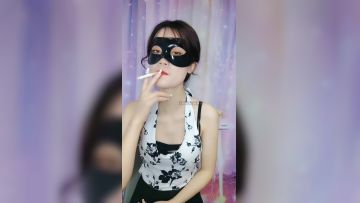 二零二三五月十五号-最新精选美女直播小白馒头