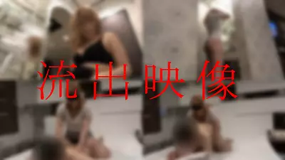 FC2PPV-1222742 （モザイク有り）(流出) 早期终了予定『业界未経験なのにエロすぎ!!!巨尻と腰使いがエロいギャルのごっくんフェラ＆尻コキで强制２回戦！』 初回特典有り