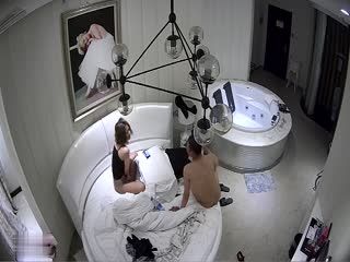 【酒店偷拍 甄选】未流出经典虎台 饱暖思淫欲 饭后激情爆操非常漂亮的美女同学 没操够干完还想做