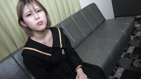 FC2PPV-3104968-1 在舞台上闪耀的地下偶像隐藏的私人奇闻趣事向公众开放！