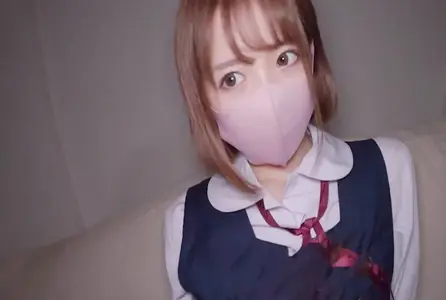 FC2-4557798FC2-4557798 与某个人气组合的第四代成员的私人拍摄，是来自偶像界的