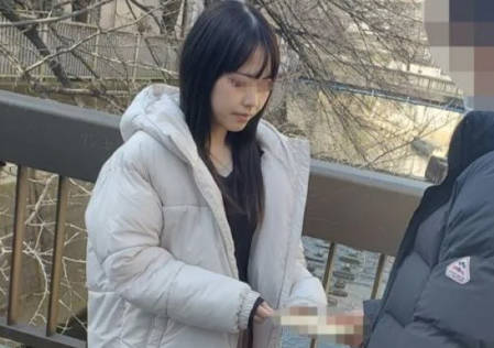 FC2PPV-4652931 在拖欠了钱之后