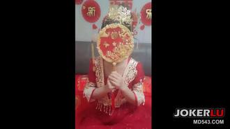 新娘秀禾服来了都给我妈操来尿了