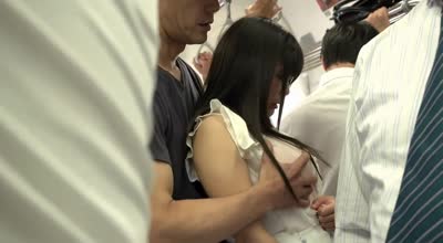 SSNI-339在无法出声的状况下被痴汉侵犯的巨乳女高中生羽咲美晴回馈